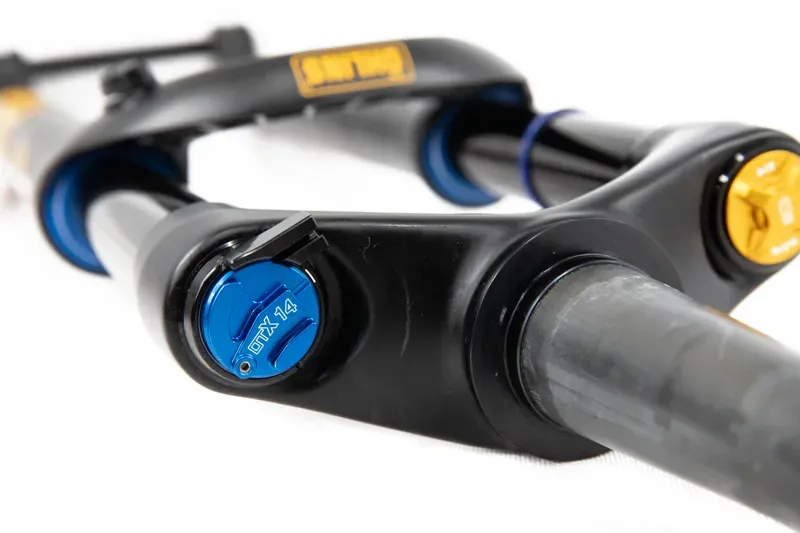 Ohlins RXC34 M.1 Carbon Air OTX14 MTB XC Suspension Fork 29-2