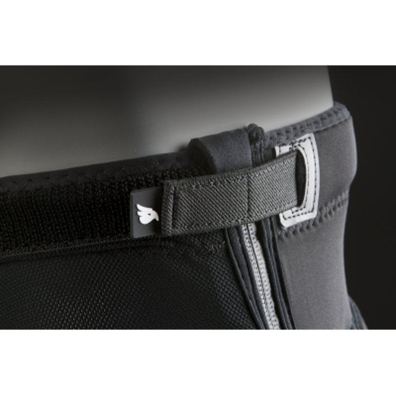 Bluegrass Solid D30 Elbow Pads Black-2