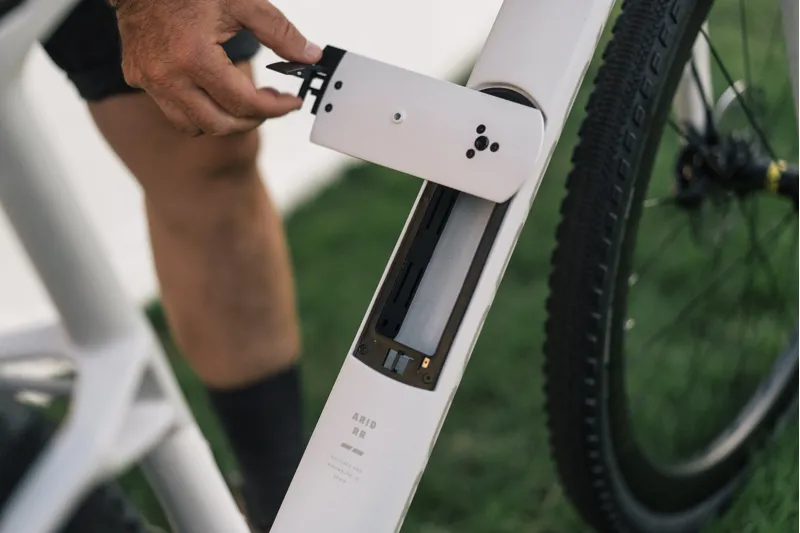 Mondraker ARID CARBON RR Gravel Bike in Bunker Grey 2025-6