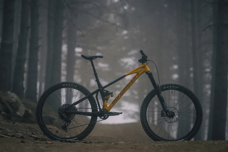 Mondraker Superfoxy XR Dense Yellow 2025-3