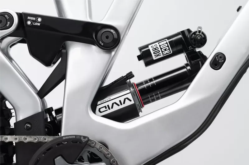 Ghost Poacha Full Party 2026 in Silver/Grey Slab-4